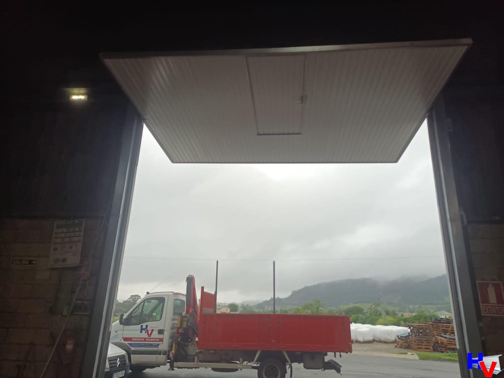 Portón pre-leva de gran tamaño